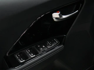 Kia Niro – thumbnail 12