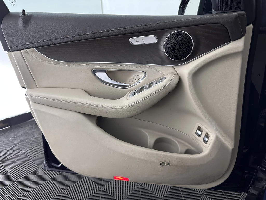 Mercedes-Benz GLC – foto 31