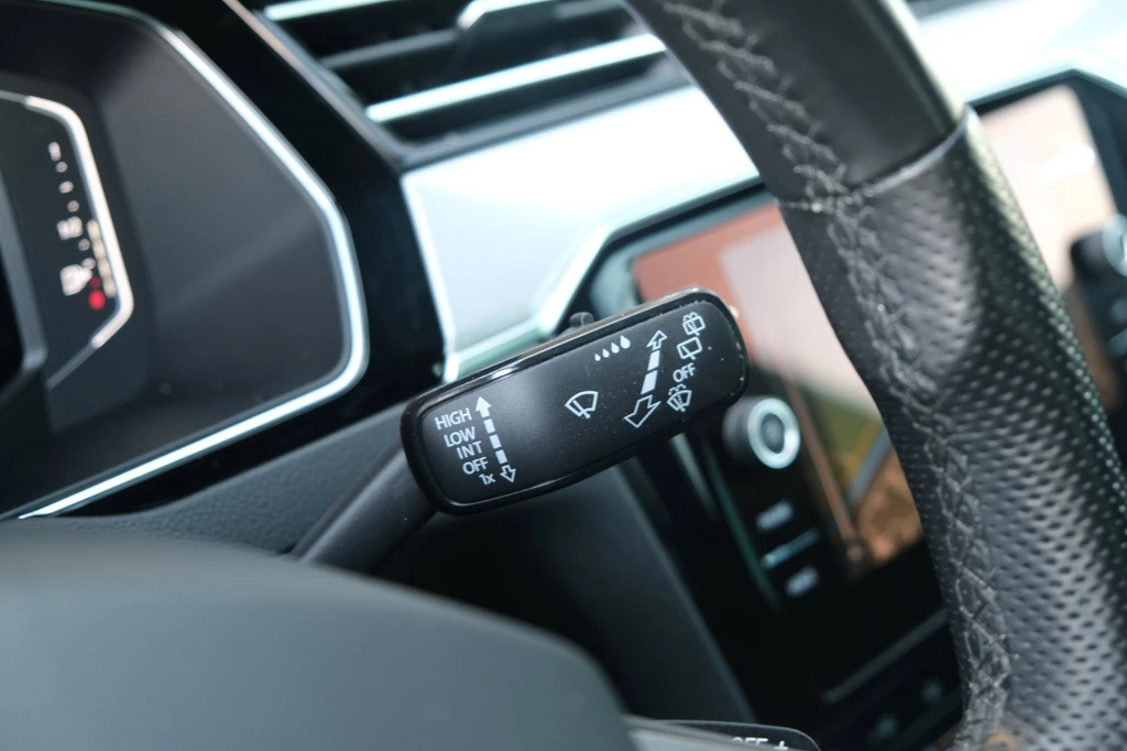 Volkswagen Passat – foto 23