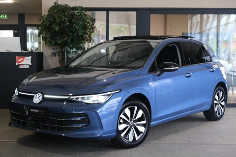 Volkswagen Golf 8.5 1.5 eTSI 115PK DSG Goal Edition Pano Navi Cam ACC