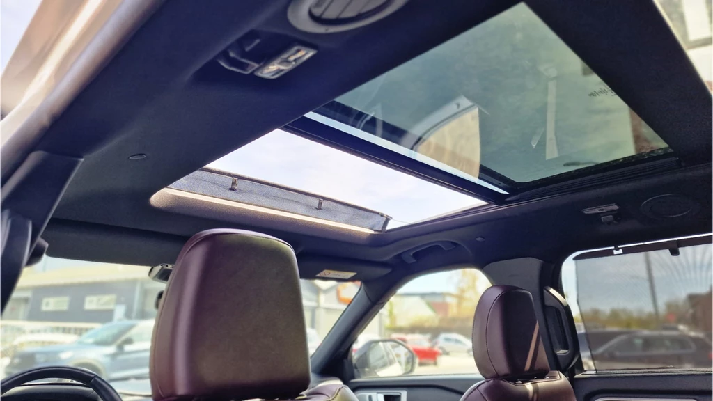 Ford Explorer – foto 22