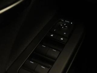 Toyota C-HR – thumbnail 19