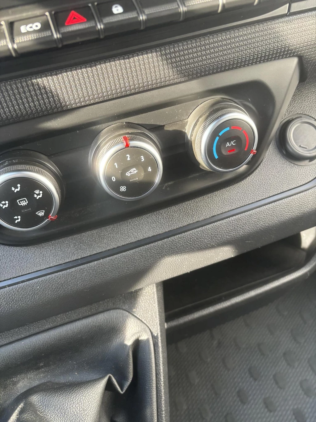 Renault Trafic – foto 16
