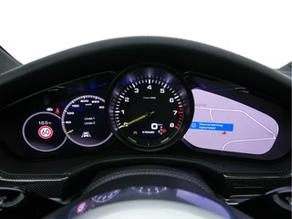 Porsche Panamera – thumbnail 24