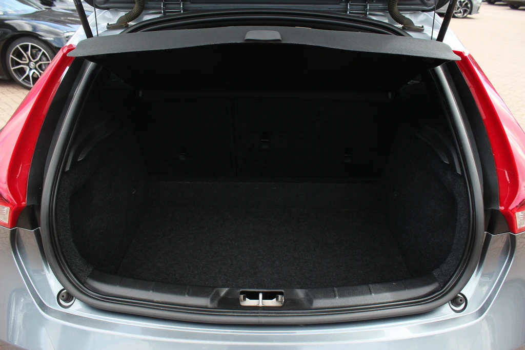 Volvo V40 – foto 18