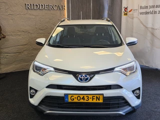 Toyota RAV4 – thumbnail 6