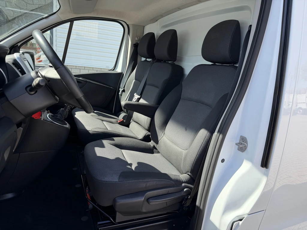 Renault Trafic – foto 18