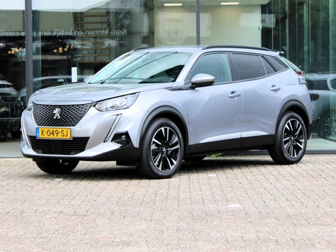Peugeot e-2008 EV Allure Pack 50 kWh | Navi / Camera / Climate
