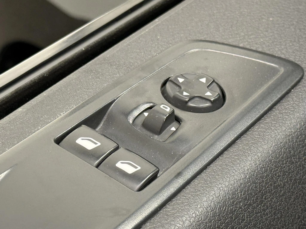 Opel Vivaro – foto 32