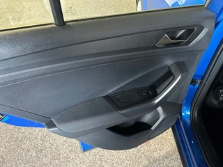 Volkswagen T-Roc – thumbnail 39
