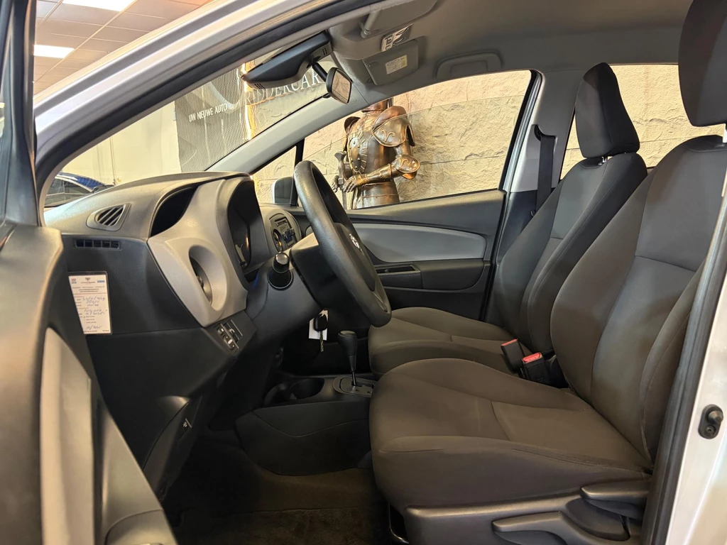 Toyota Yaris – foto 12