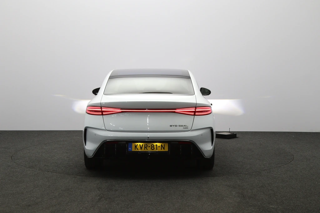 BYD SEAL – foto 5