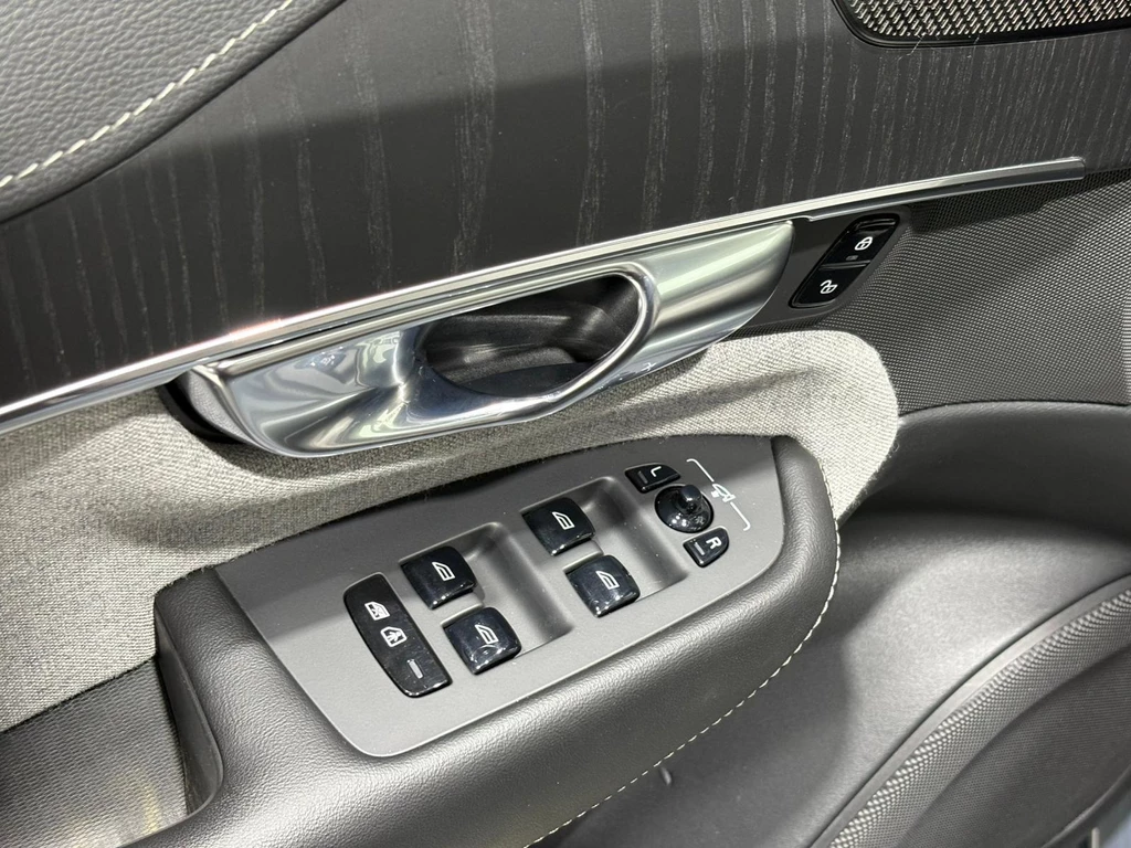 Volvo XC90 – foto 17