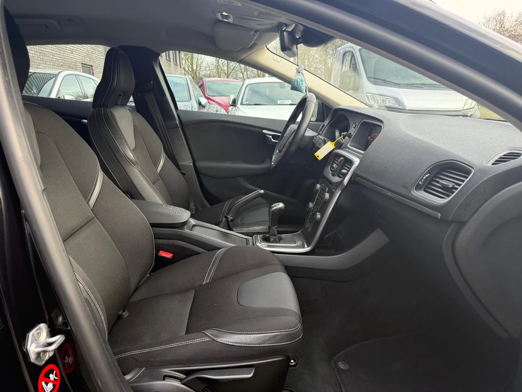 Volvo V40 – foto 32