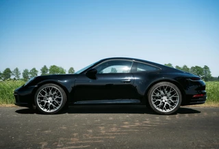 Porsche 911 – thumbnail 4