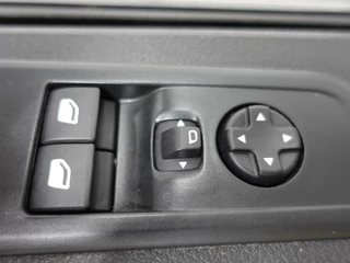 Opel Vivaro – thumbnail 16