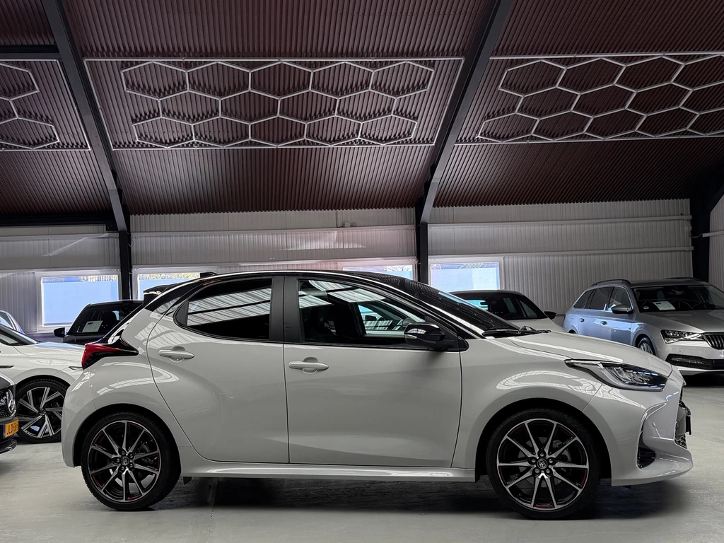Toyota Yaris – foto 8