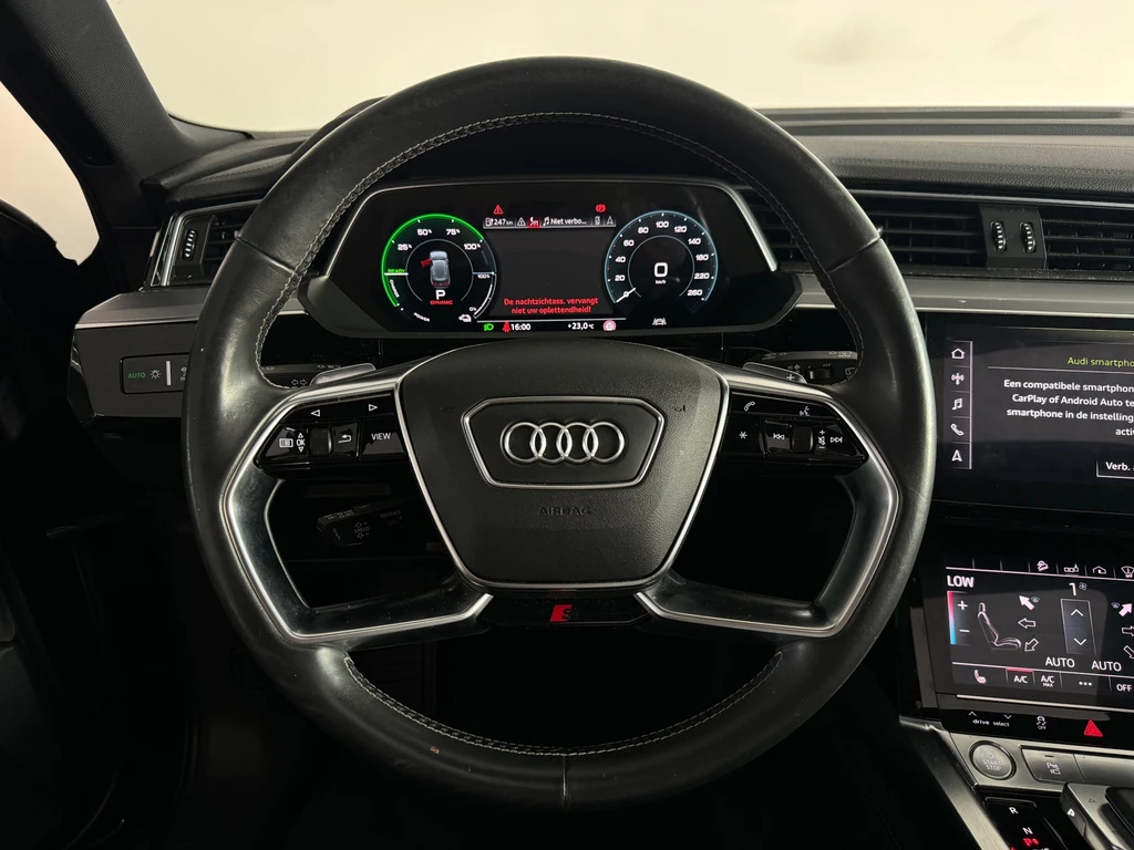 Audi e-tron – foto 13