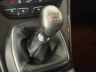 Ford Kuga – thumbnail 22