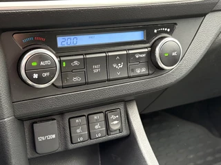 Toyota Auris – thumbnail 12