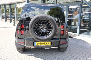 Land Rover Defender – thumbnail 4