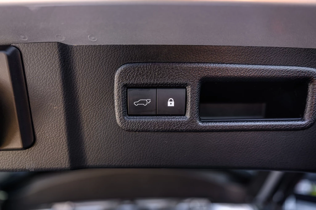 Lexus NX – foto 18
