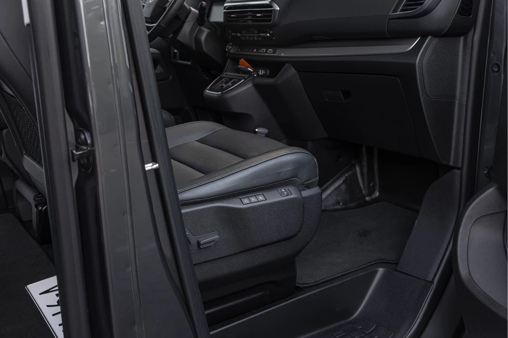 Opel Vivaro – foto 16