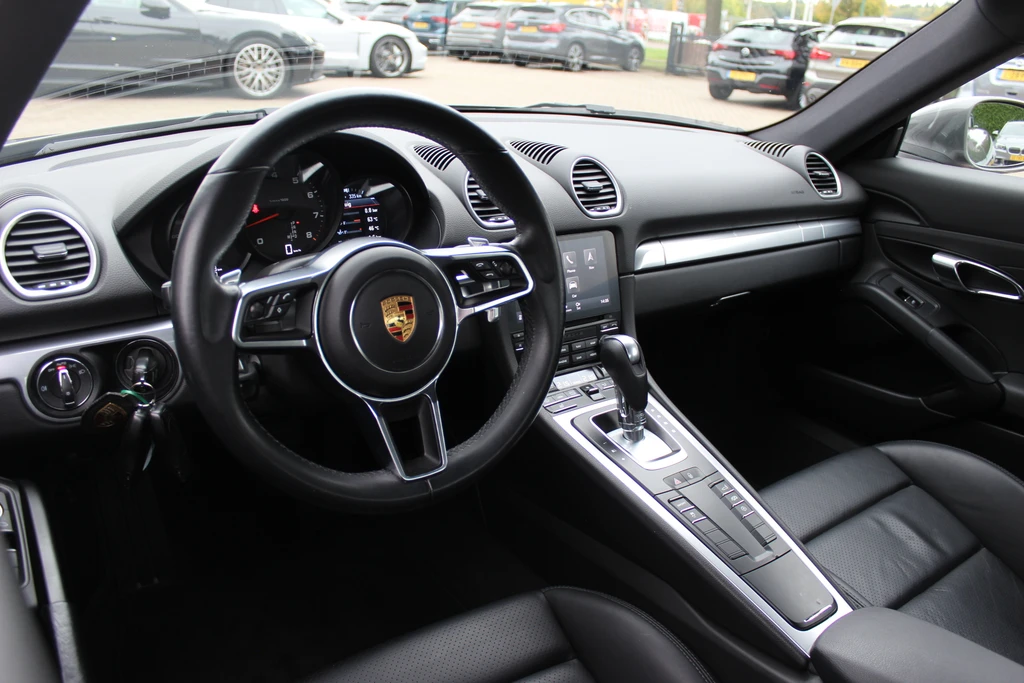 Porsche 718 – foto 18