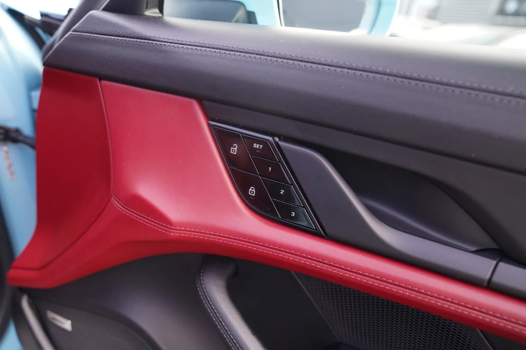 Porsche Taycan – foto 34
