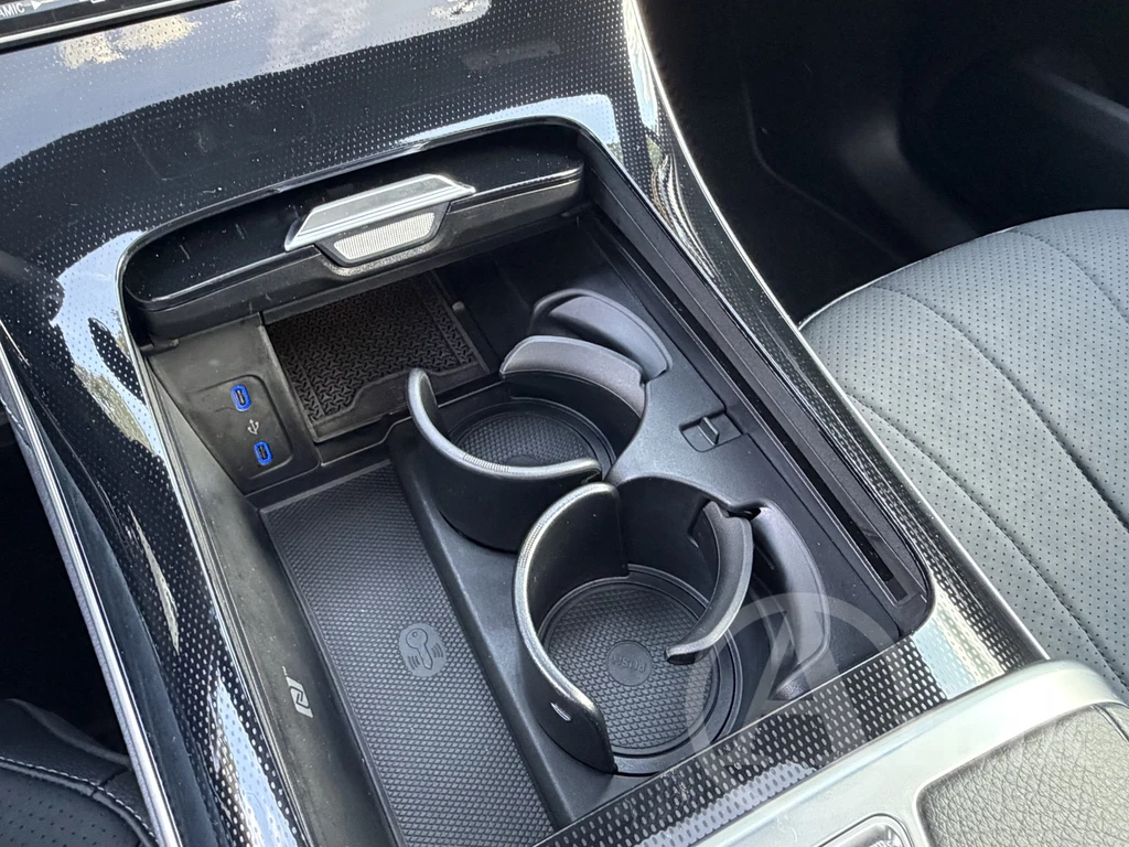 Mercedes-Benz EQE – foto 35