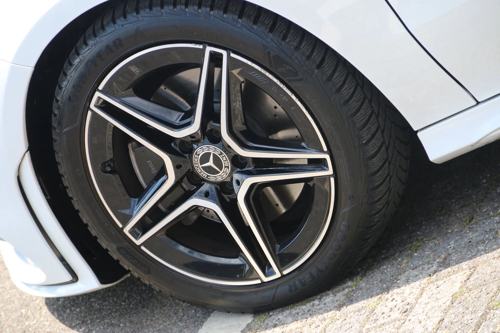 Mercedes-Benz CLA – foto 7