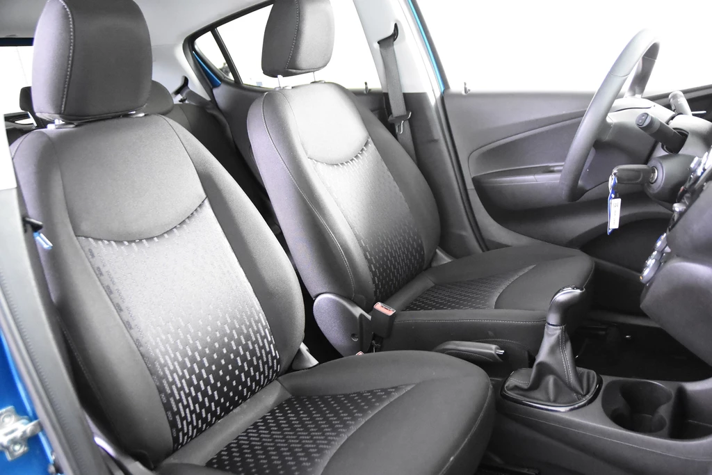 Opel KARL – foto 16
