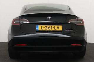 Tesla Model 3 – thumbnail 3