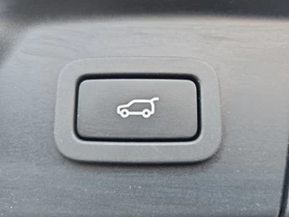 Land Rover Range Rover Velar – thumbnail 31