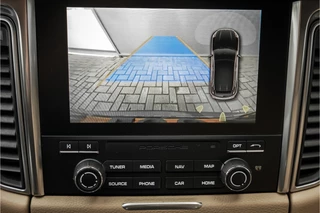 Porsche Macan – thumbnail 24