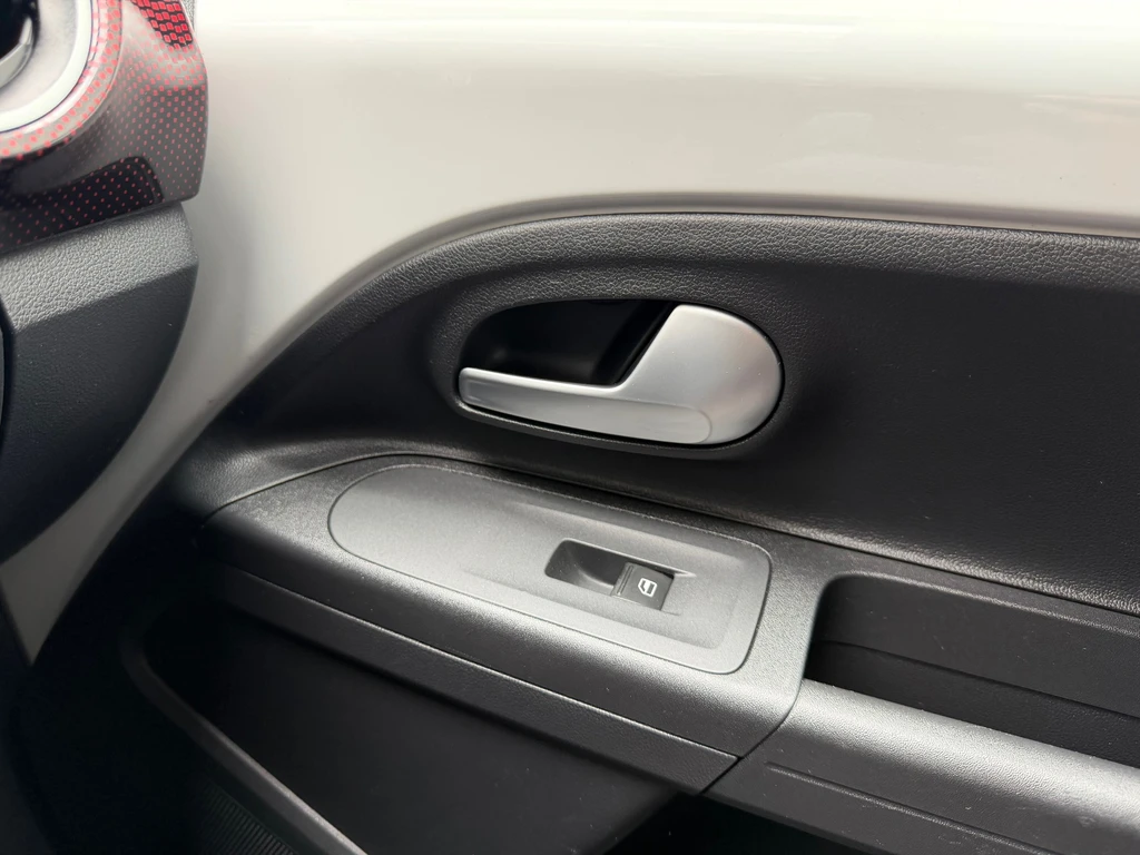 Volkswagen up! – foto 45