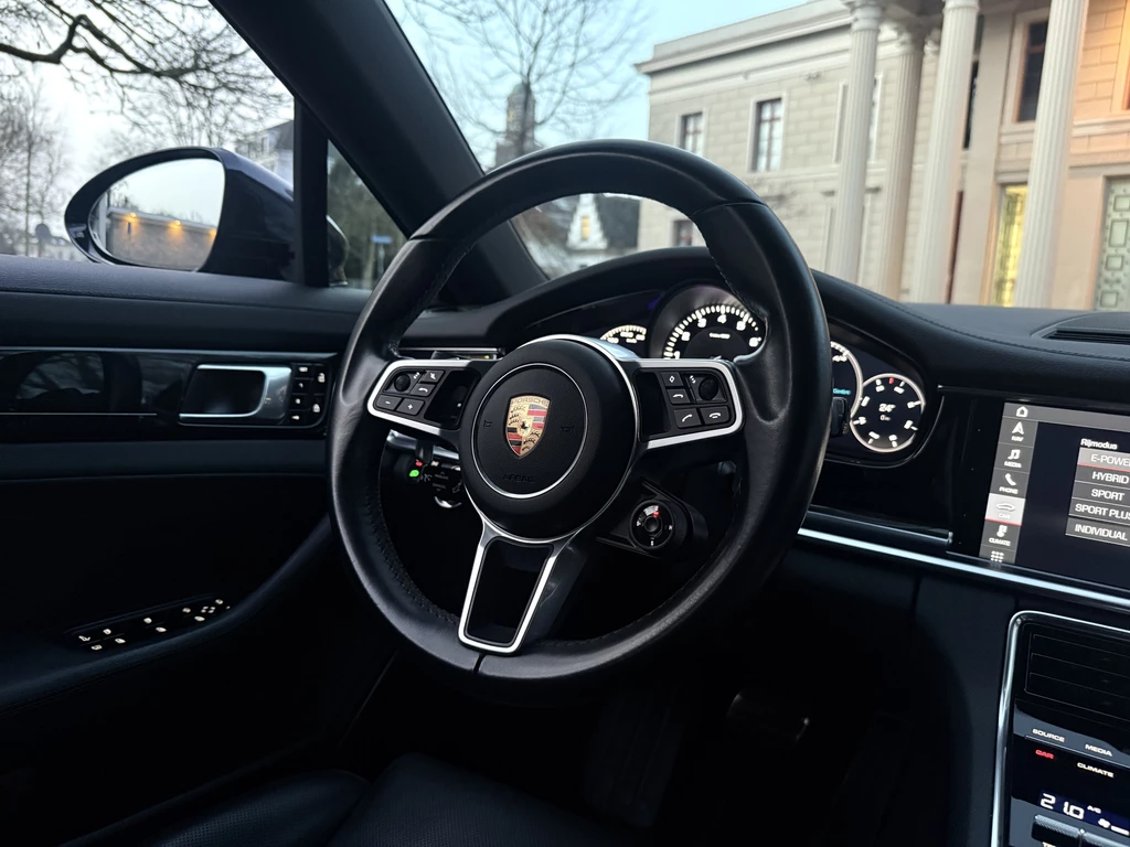 Porsche Panamera – foto 25