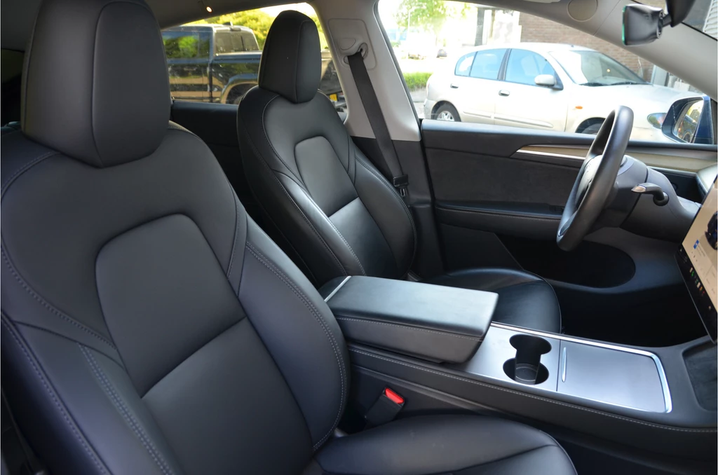 Tesla Model Y – foto 7