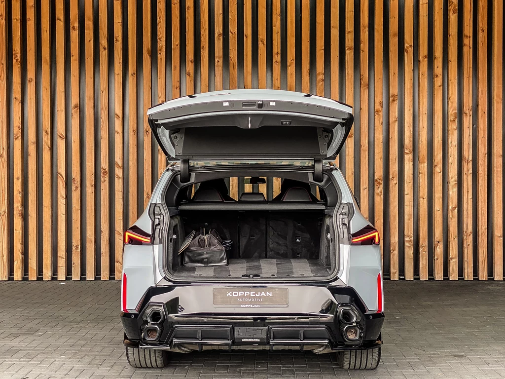 BMW XM – foto 19