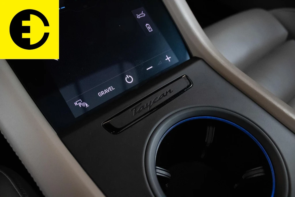 Porsche Taycan – foto 33