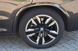 BMW iX3 – thumbnail 6