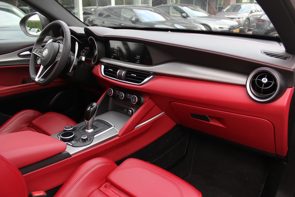 Alfa Romeo Stelvio – foto 14