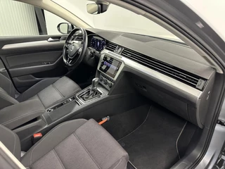 Volkswagen Passat – thumbnail 11