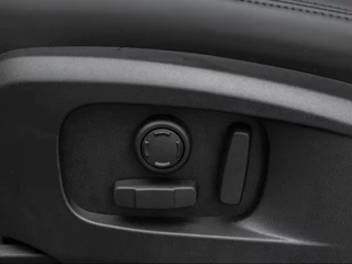 Land Rover Defender – thumbnail 13