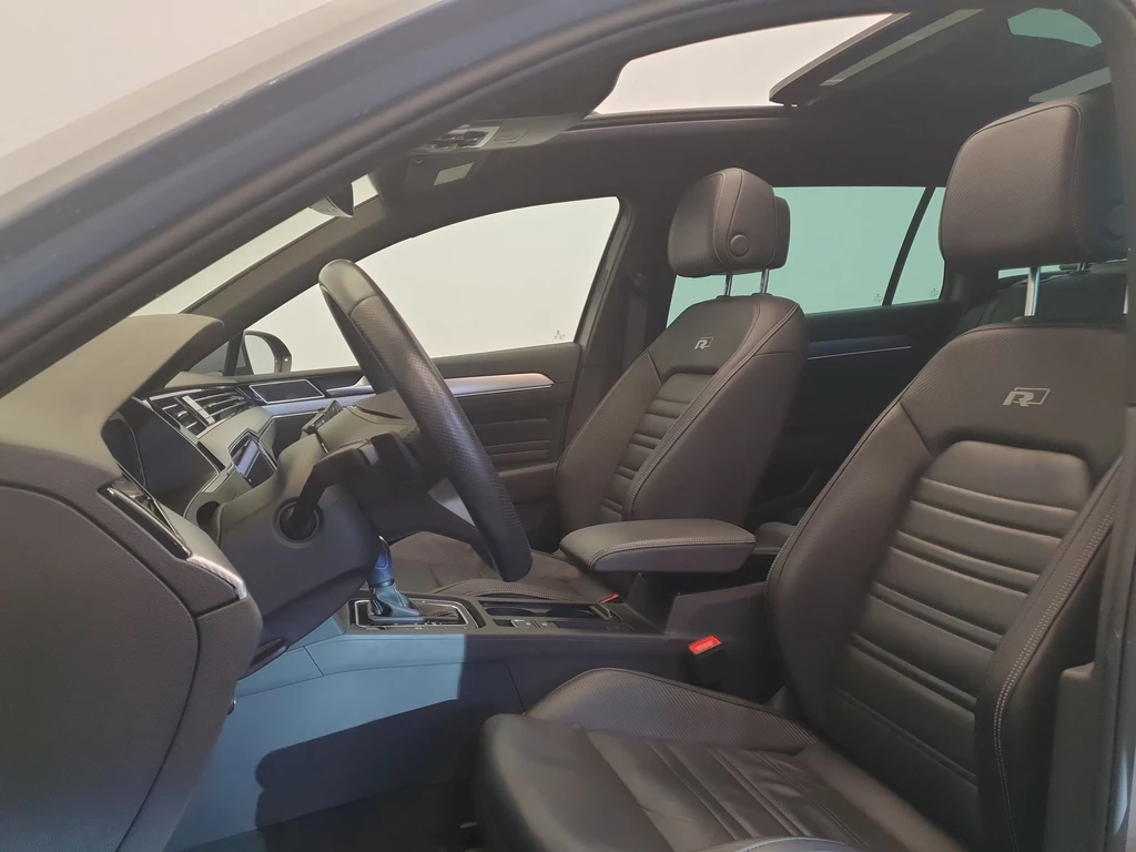 Volkswagen Passat – foto 21