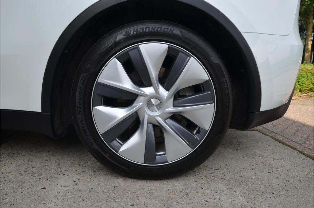 Tesla Model Y – foto 35