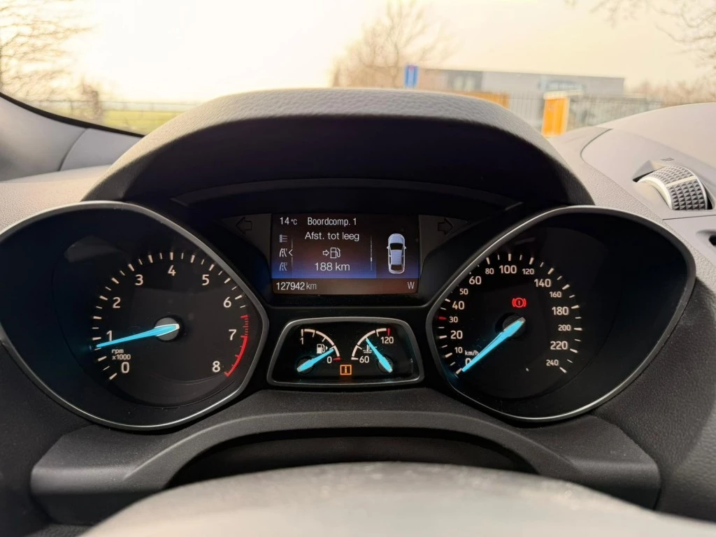 Ford Kuga – foto 14