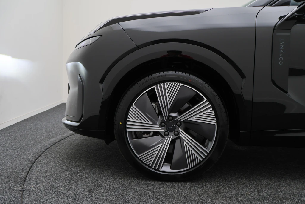 Lynk & Co 08 – foto 25