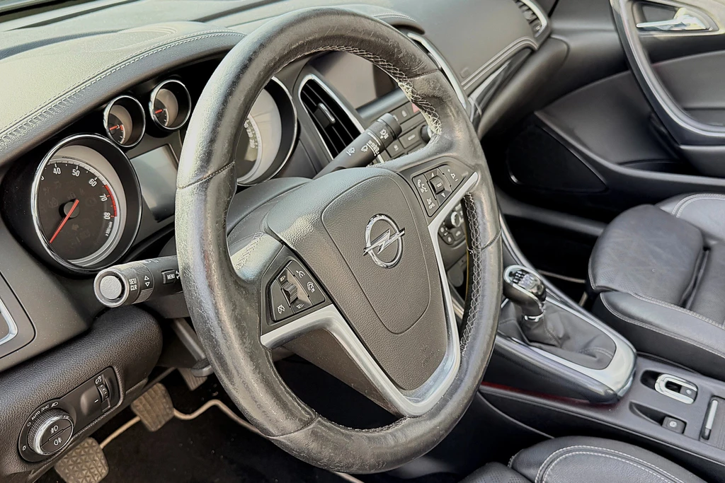 Opel Cascada – foto 15