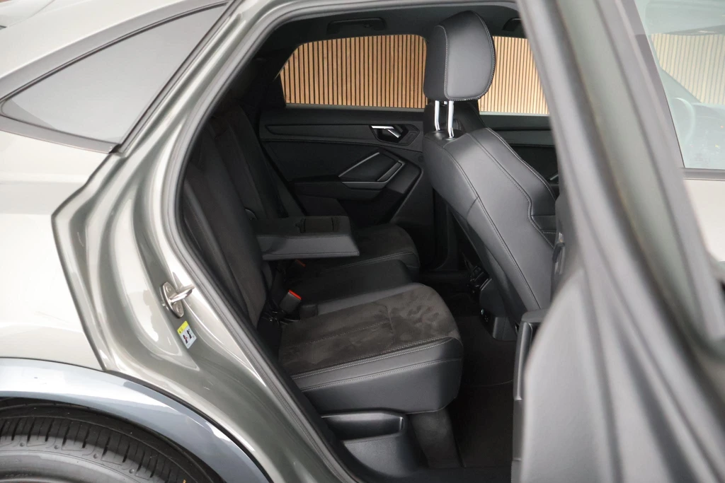 Audi Q3 – foto 11